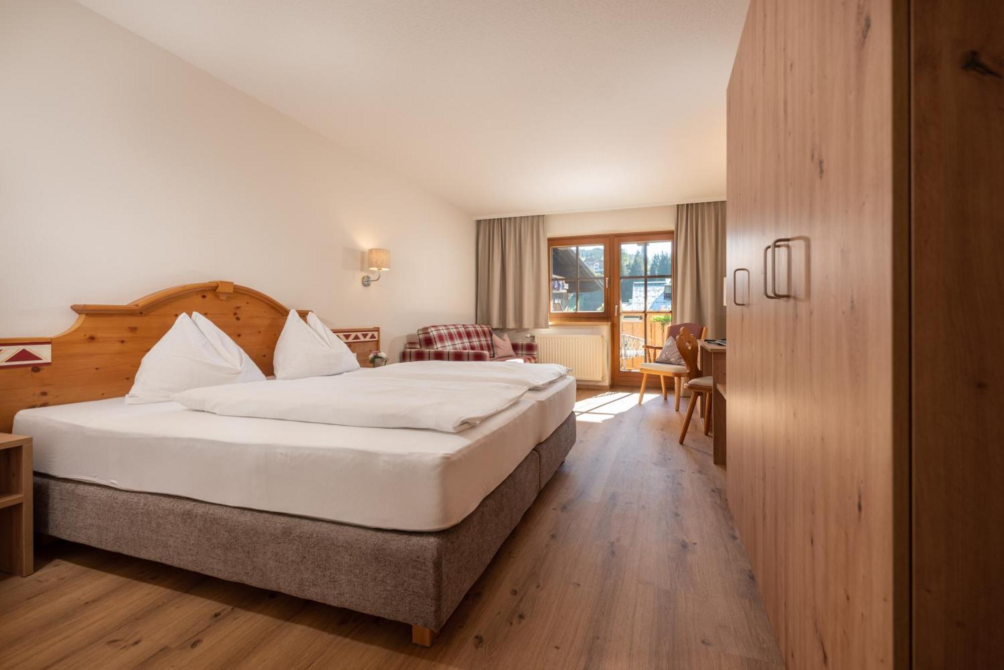 Hotel Am Sonnenhuegel Filzmoos Buitenkant foto