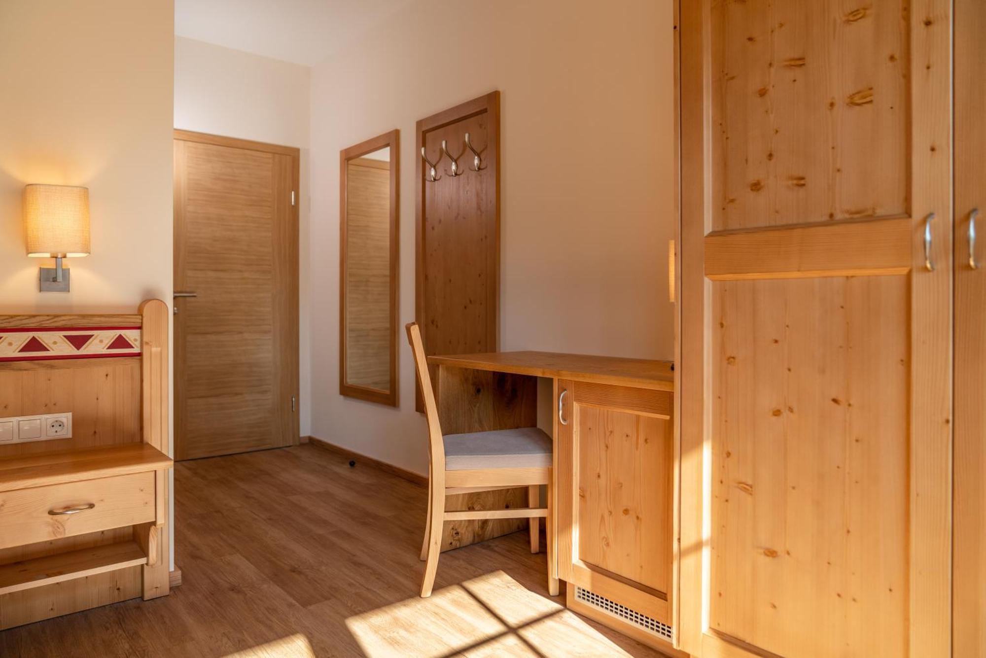 Hotel Am Sonnenhuegel Filzmoos Buitenkant foto