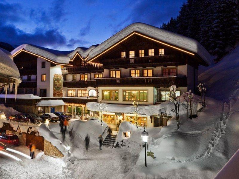 Hotel Am Sonnenhuegel Filzmoos Buitenkant foto